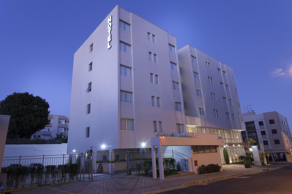 Sao Carlos Marklin Suites Extérieur photo
